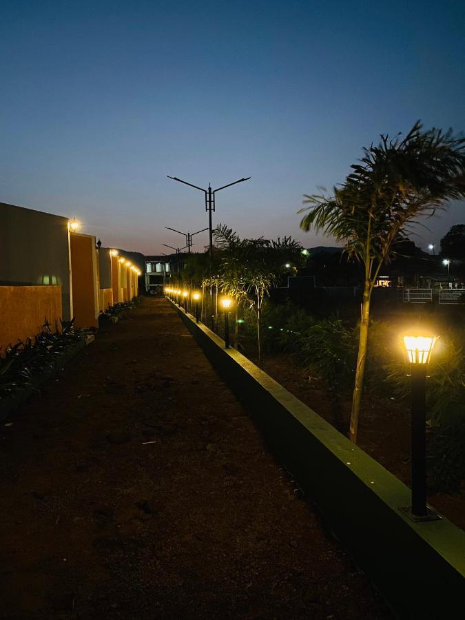 Mountain N Lake Resort Igatpuri Kültér fotó