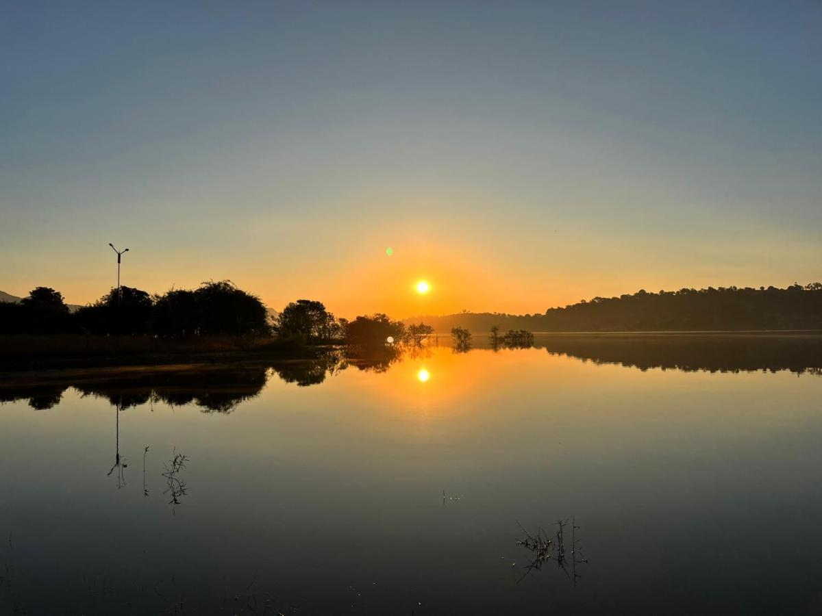 Mountain N Lake Resort Igatpuri Kültér fotó